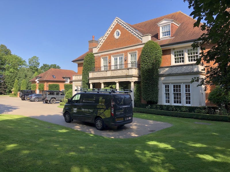 HEADER Moved House-min New homeowner inspection